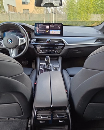 BMW Seria 5 cena 179998 przebieg: 95060, rok produkcji 2021 z Wrocław małe 301